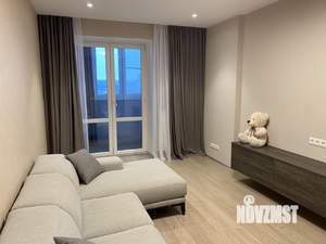 2-к квартира, вторичка, 62м2, 9/17 этаж