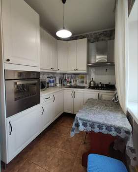 2-к квартира, вторичка, 61м2, 1/2 этаж