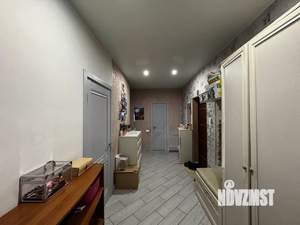 2-к квартира, вторичка, 68м2, 1/3 этаж