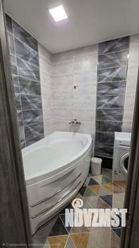 2-к квартира, вторичка, 58м2, 1/18 этаж