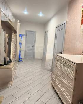 2-к квартира, вторичка, 68м2, 1/3 этаж