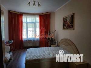 2-к квартира, вторичка, 81м2, 2/4 этаж