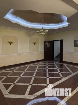 2-к квартира, вторичка, 96м2, 1/7 этаж