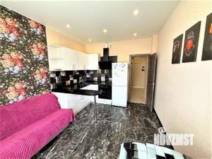 2-к квартира, вторичка, 65м2, 11/17 этаж