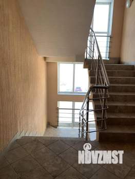 Студия квартира, вторичка, 82м2, 1/3 этаж