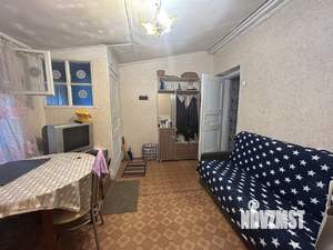 3-к квартира, вторичка, 45м2, 1/1 этаж