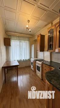 3-к квартира, вторичка, 53м2, 6/9 этаж