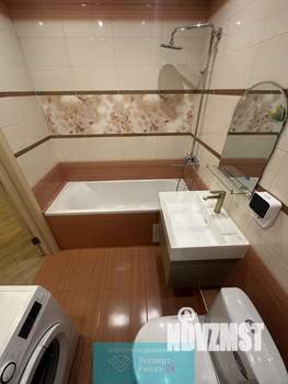 2-к квартира, вторичка, 68м2, 1/4 этаж