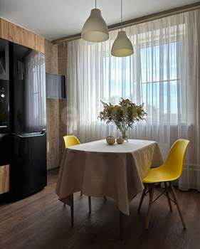 2-к квартира, вторичка, 65м2, 4/17 этаж