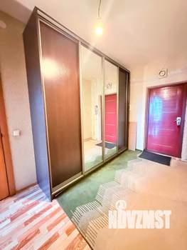 2-к квартира, вторичка, 57м2, 9/17 этаж