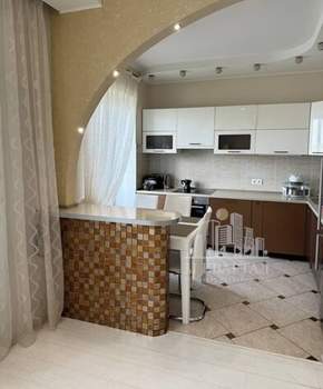 3-к квартира, вторичка, 81м2, 8/15 этаж