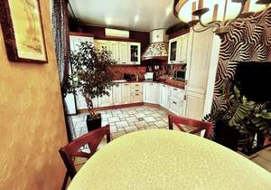 2-к квартира, вторичка, 81м2, 10/15 этаж