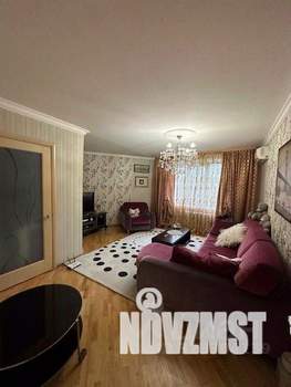 3-к квартира, вторичка, 81м2, 1/9 этаж