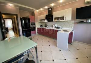 2-к квартира, вторичка, 67м2, 8/17 этаж