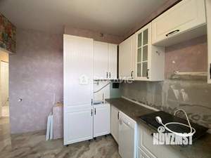 2-к квартира, вторичка, 45м2, 1/4 этаж