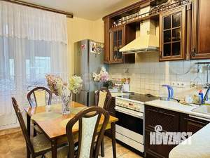 2-к квартира, вторичка, 64м2, 3/15 этаж