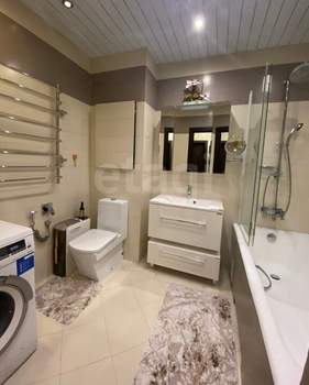 2-к квартира, вторичка, 67м2, 8/17 этаж