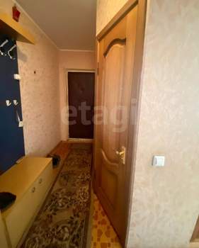 3-к квартира, вторичка, 61м2, 6/9 этаж