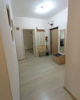 3-к квартира, вторичка, 70м2, 2/10 этаж