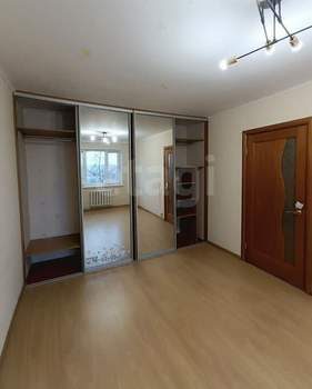 3-к квартира, вторичка, 59м2, 5/5 этаж