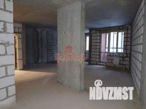 2-к квартира, вторичка, 61м2, 1/12 этаж