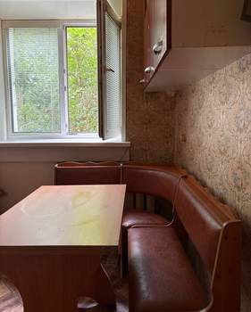 2-к квартира, вторичка, 42м2, 1/2 этаж