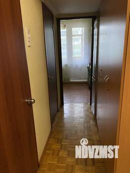 2-к квартира, вторичка, 53м2, 1/9 этаж