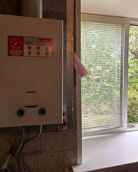 2-к квартира, вторичка, 42м2, 1/2 этаж