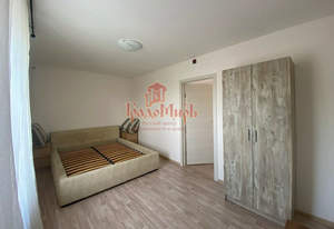 2-к квартира, вторичка, 53м2, 3/3 этаж