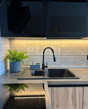 2-к квартира, вторичка, 65м2, 4/17 этаж