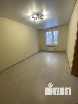 2-к квартира, вторичка, 58м2, 1/12 этаж