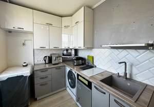 3-к квартира, вторичка, 63м2, 7/9 этаж