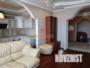 4-к квартира, вторичка, 136м2, 12/13 этаж