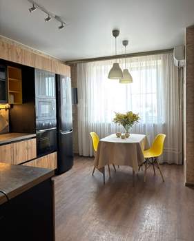 2-к квартира, вторичка, 65м2, 4/17 этаж