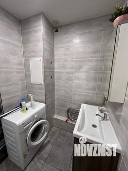 2-к квартира, вторичка, 58м2, 1/18 этаж