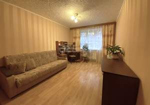 4-к квартира, вторичка, 60м2, 1/5 этаж