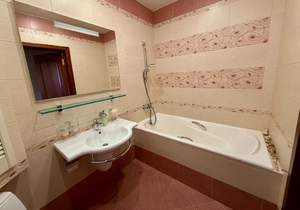 3-к квартира, вторичка, 90м2, 4/6 этаж