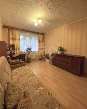 4-к квартира, вторичка, 60м2, 1/5 этаж
