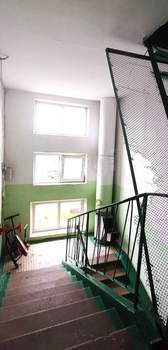 3-к квартира, вторичка, 59м2, 9/9 этаж