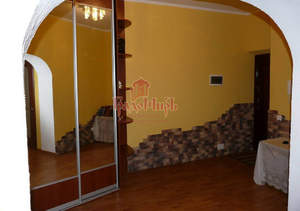 3-к квартира, вторичка, 96м2, 2/5 этаж