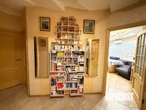 2-к квартира, вторичка, 64м2, 13/17 этаж