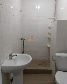 Студия квартира, вторичка, 30м2, 1/3 этаж