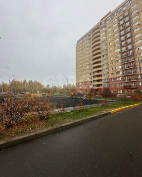 2-к квартира, вторичка, 68м2, 4/15 этаж