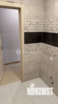 2-к квартира, вторичка, 64м2, 1/3 этаж