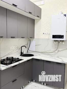 2-к квартира, вторичка, 43м2, 1/4 этаж