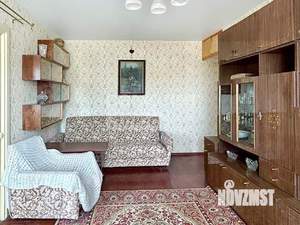 4-к квартира, вторичка, 68м2, 9/9 этаж