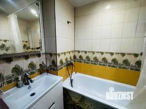 2-к квартира, вторичка, 68м2, 1/3 этаж