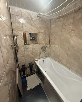 2-к квартира, вторичка, 45м2, 5/5 этаж