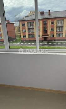 2-к квартира, вторичка, 64м2, 1/3 этаж