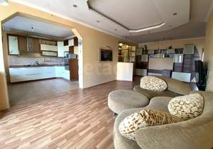 3-к квартира, вторичка, 99м2, 6/6 этаж